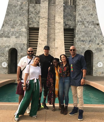 American stars visit Kwame Nkrumah Mausoleum as part of #FullCircleFestival1
