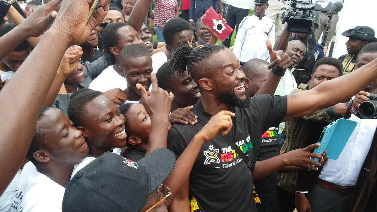 Photos: WWE Champion Kofi Kingston meets fans in Accra.