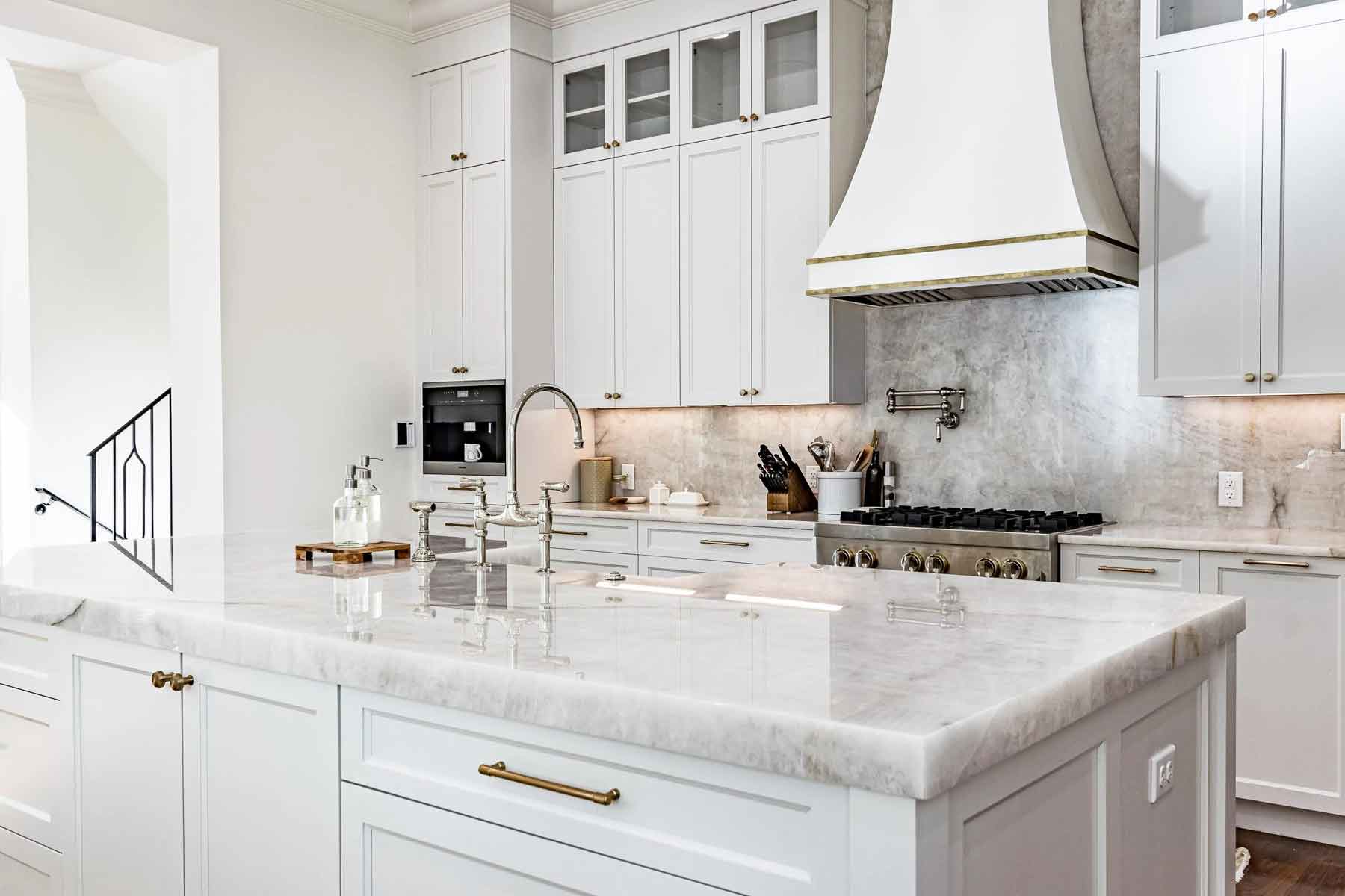 From Granite to Quartz: How to Choose the Countertop for Your Kitchen Remodel